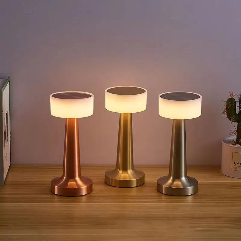 Touch Switch Led Bedside Night Lights Chargeable Desk Light Rechargeable Usb Bar Restaurant Led Table Lamp for Restaurant Hotel