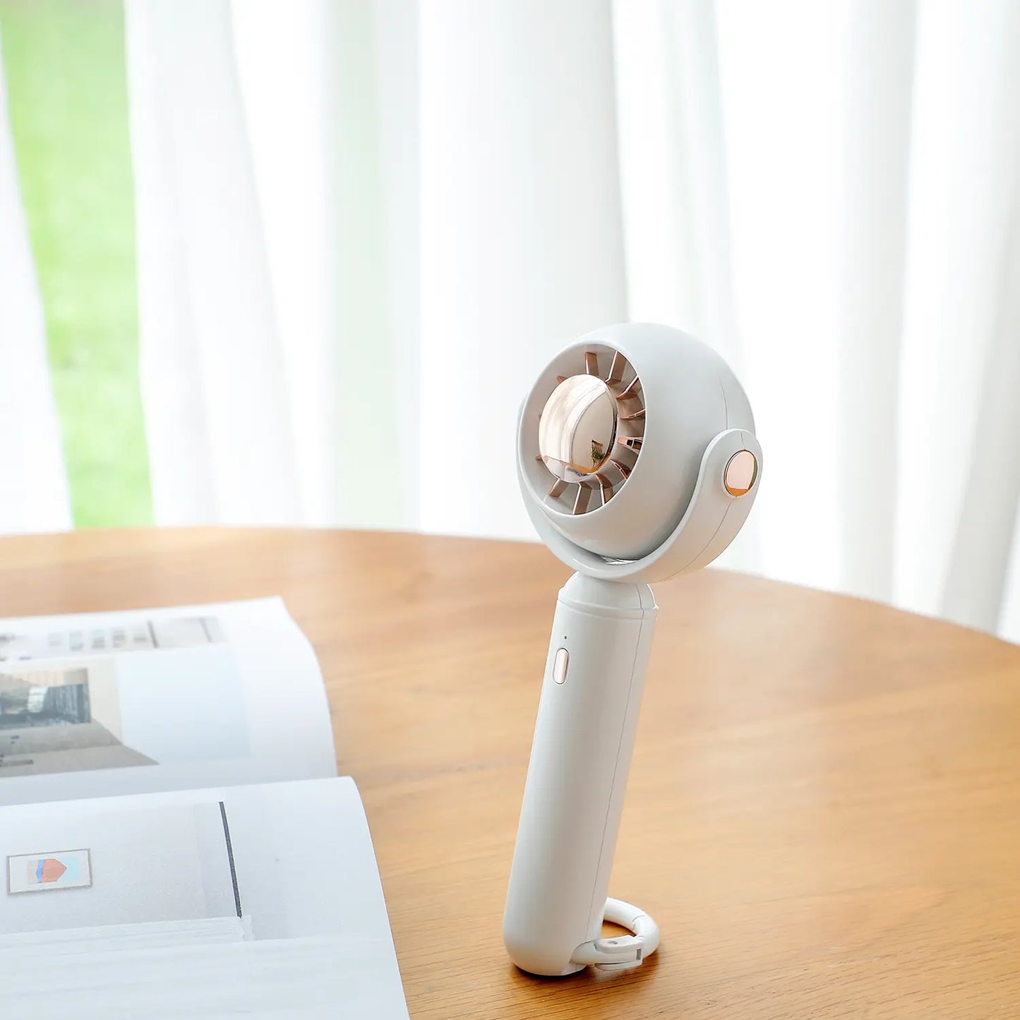 Wholesale Custom Battery Portable Usb Rechargeable Hand Held Fan Desk Stand Pocket Handy Small Mini Fan